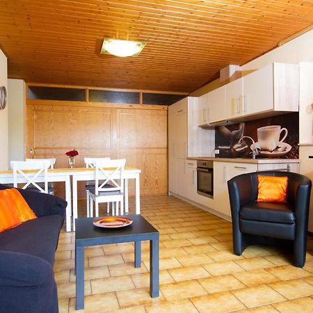 Ferienwohnung "Kirchblick" Im Ferienhaus Blumenhain Бад-Вюнненберг Экстерьер фото