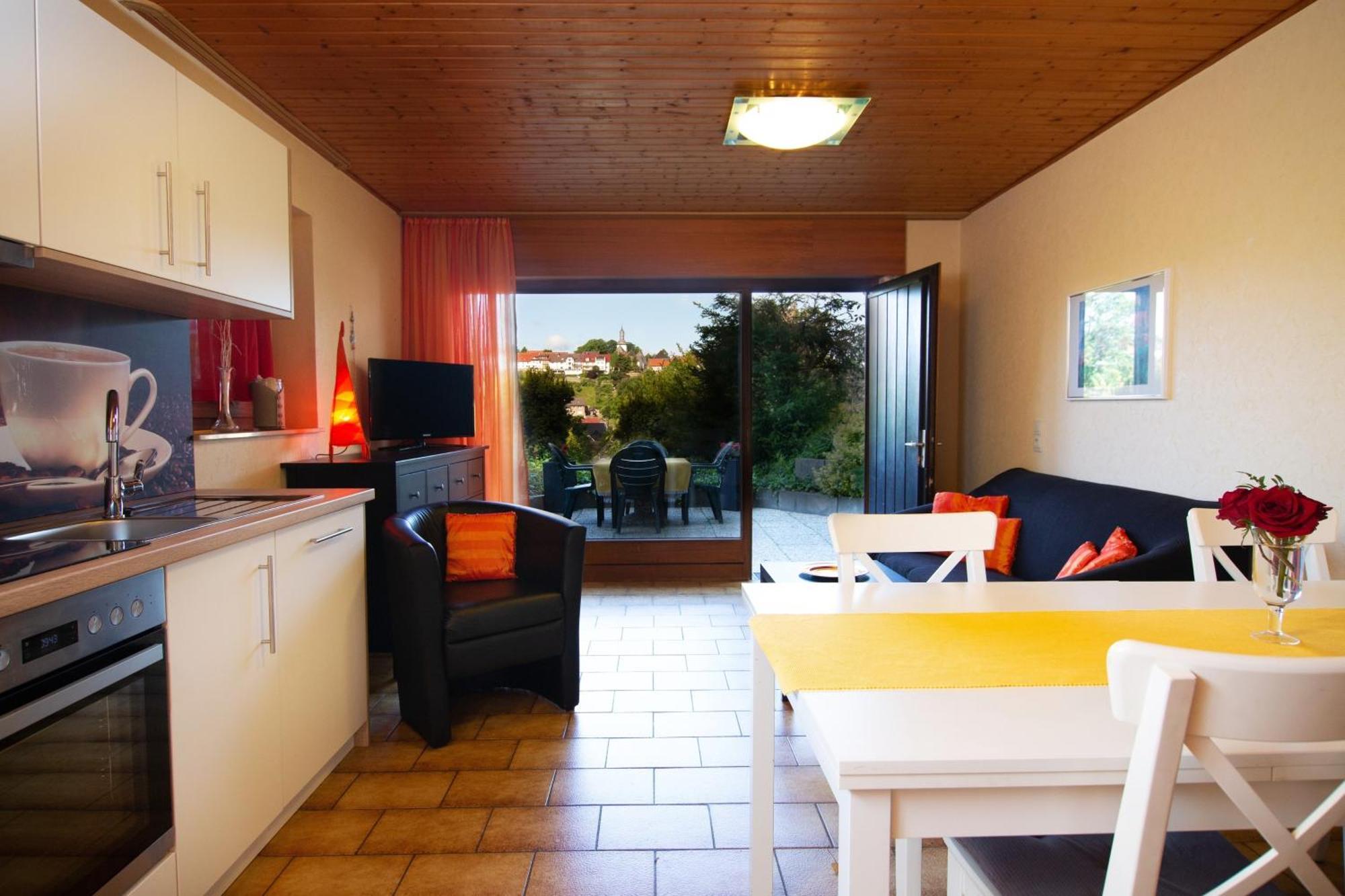 Ferienwohnung "Kirchblick" Im Ferienhaus Blumenhain Бад-Вюнненберг Экстерьер фото